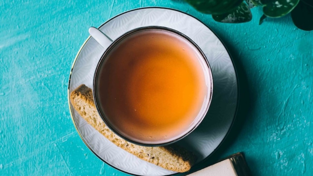 Czy popijanie czarnej herbaty może pomóc w obniżeniu szybkiego tętna?